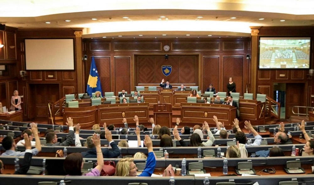 Kuvendi miraton Ligjin, rritet paga minimale ne Kosove